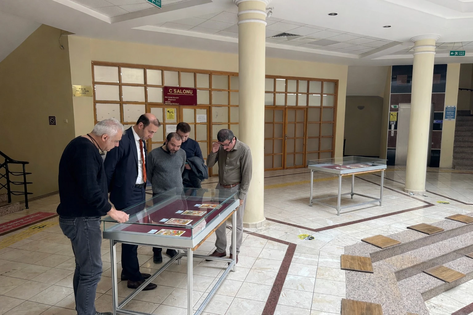  “Osmanlı Döneminde Minyatür” Sergisi, Kütüphanemizde Ziyaretçilerini Bekliyor